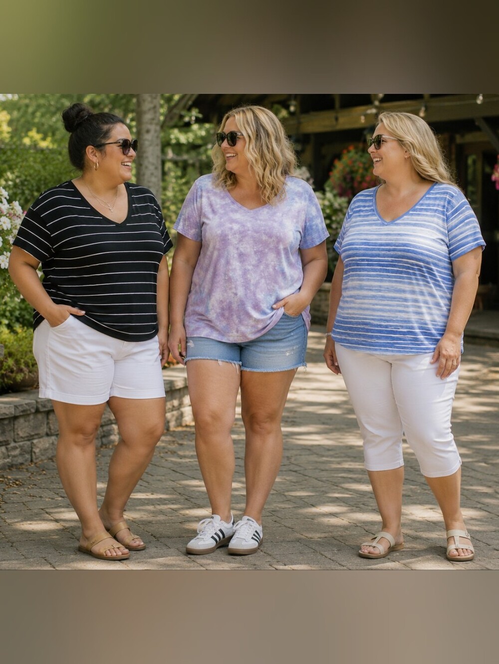Mixed Lot of (3) Short Sleeve V-neck T-shirts Summer Casual Women's XXL / 1X